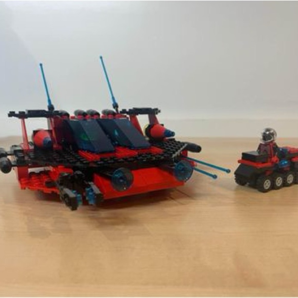 SOLD Vintage Lego Space: Saucer Centurion Set 6939